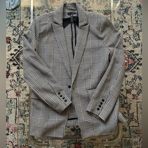 Bloomingdale’s Aqua houndstooth blazer size medium
